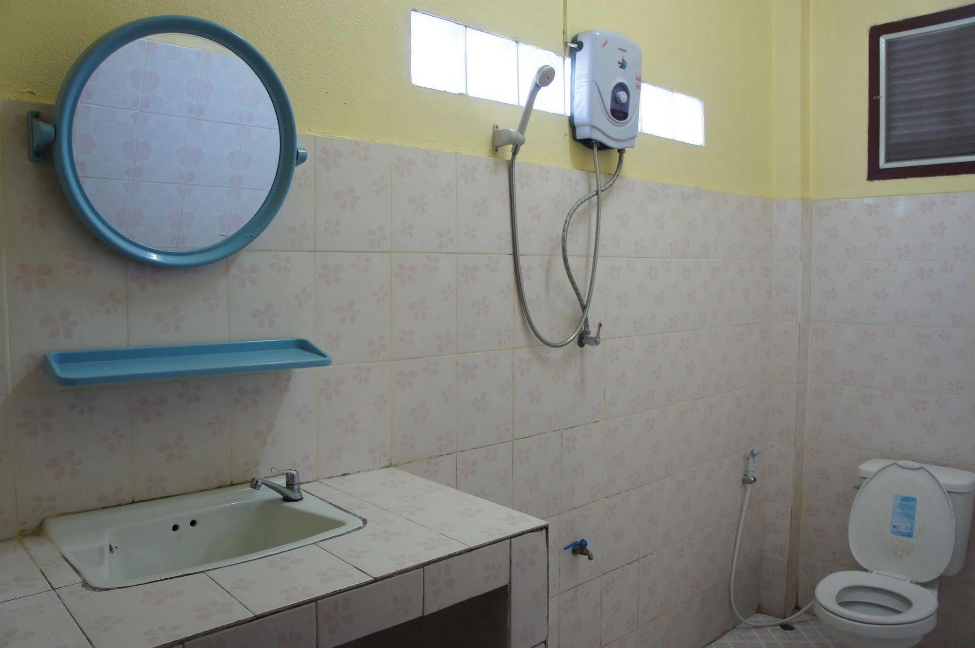 Viengsavanh Guesthouse Vang Vieng Εξωτερικό φωτογραφία